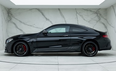 Mercedes-Benz C63 AMG S Coupe 2
