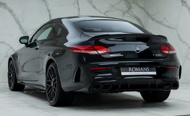 Mercedes-Benz C63 AMG S Coupe 9