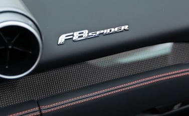 Ferrari F8 Spider 23