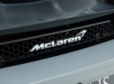 McLaren 720S Performance 41