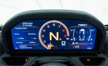 McLaren 720S Performance 23