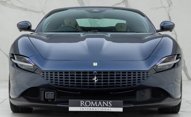 Ferrari Roma 4
