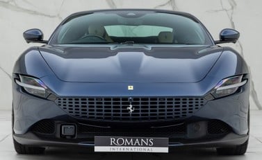Ferrari Roma 4