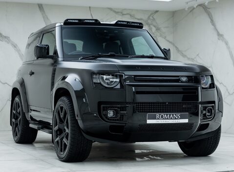 Land Rover Defender 90 D250 X-Dynamic SE URBAN 6