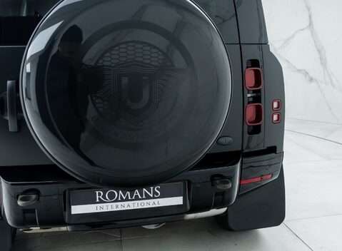 Land Rover Defender 90 D250 X-Dynamic SE URBAN 28