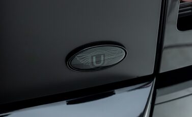 Land Rover Defender 90 D250 X-Dynamic SE URBAN 35