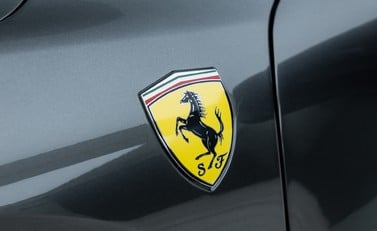 Ferrari 296 GTS 28