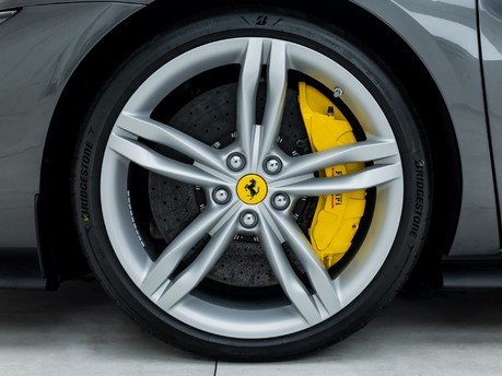 Ferrari 296 GTS 