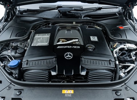 Mercedes-Benz S Class S63 AMG Coupe Premium 32
