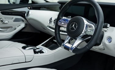 Mercedes-Benz S Class S63 AMG Coupe Premium 10