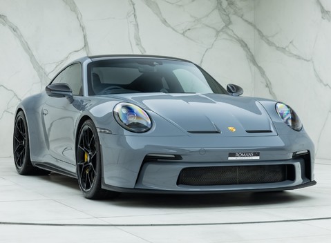 Porsche 911 GT3 Touring (992) 6