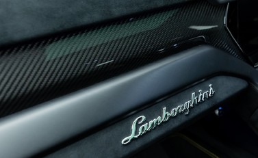 Lamborghini Urus Performante 28