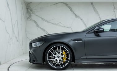 Mercedes-Benz Amg GT 63 S EDITION 1 38