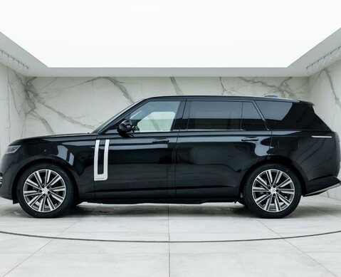 Land Rover Range Rover P460e Autobiography LWB