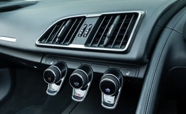 Audi R8 V10 Spyder 20