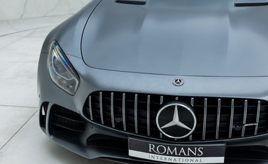 Mercedes-Benz AMG GT R Premium 23