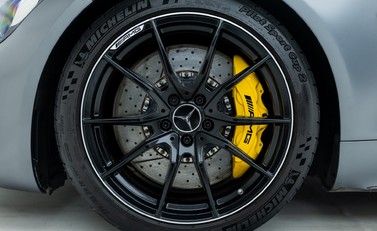 Mercedes-Benz AMG GT R Premium 22