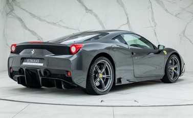 Ferrari 458 Speciale 3