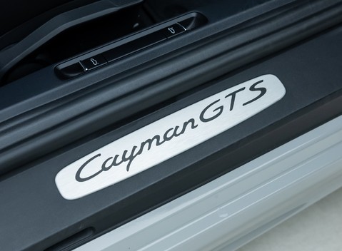 Porsche 718 Cayman GTS 4.0 21
