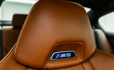BMW M5 Competition 14