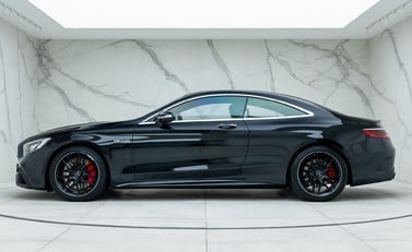 Mercedes-Benz S Class S63 AMG Coupe 2