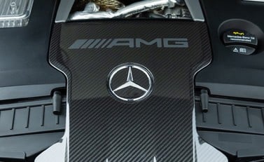 Mercedes-Benz G Series AMG G63 Magno Edition 37