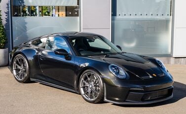 Porsche 911 GT3 Touring (992) 2