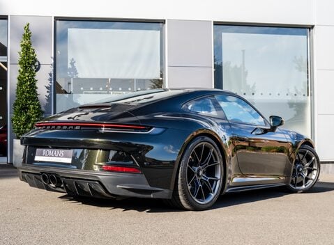 Porsche 911 GT3 Touring (992) 5