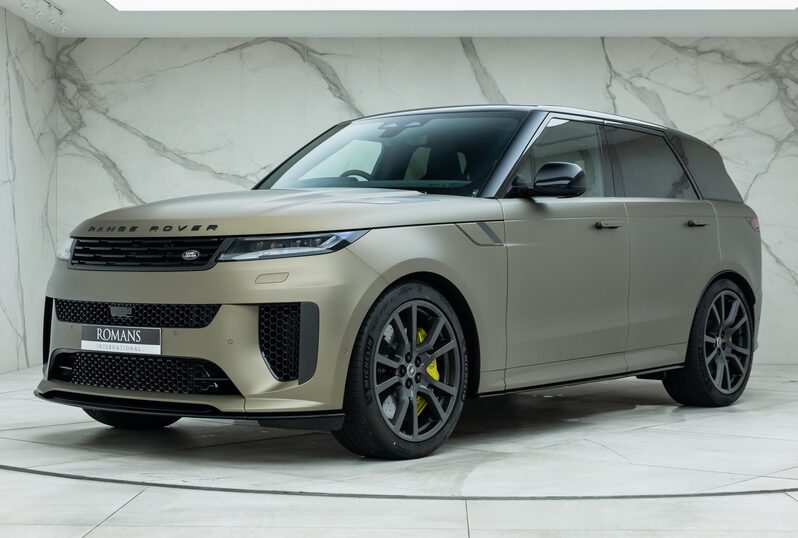 Used Land Rover Cars for sale in Surrey UK | Romans International