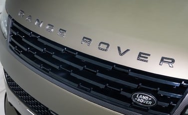 Land Rover Range Rover Sport P635 SV EDITION ONE 40