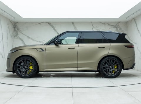 Land Rover Range Rover Sport P635 SV EDITION ONE 2