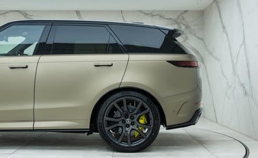 Land Rover Range Rover Sport P635 SV EDITION ONE 51