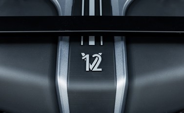 Rolls-Royce Cullinan Black Badge 44
