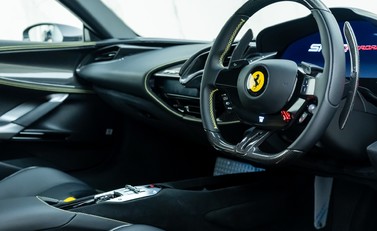 Ferrari SF90 Stradale 10