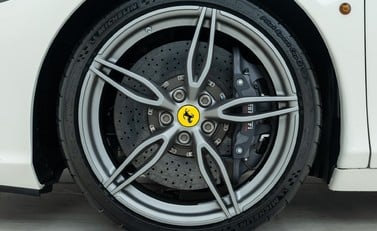 Ferrari 458 Speciale Aperta 30