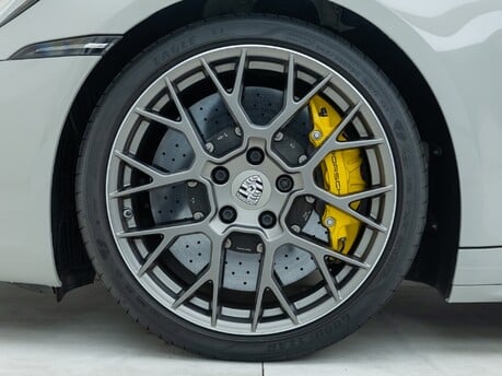 Porsche 911 Carrera 4S Cabriolet (992)