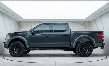 Ford F150 Raptor Supercrew 2