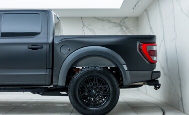 Ford F150 Raptor Supercrew 61