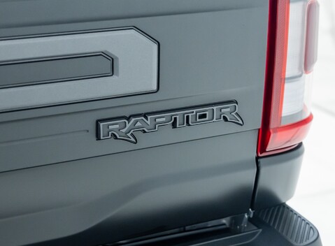 Ford F150 Raptor Supercrew 51