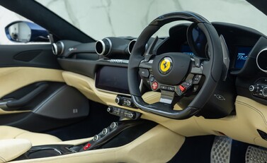 Ferrari Portofino M 13