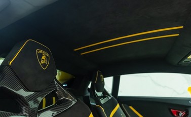Lamborghini Huracan Tecnica 13