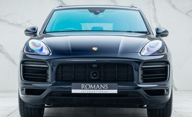 Porsche Cayenne V6 E-Hybrid PLATINUM EDITION 4