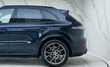 Porsche Cayenne V6 E-Hybrid PLATINUM EDITION 39