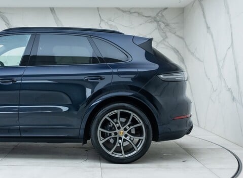 Porsche Cayenne V6 E-Hybrid PLATINUM EDITION 39