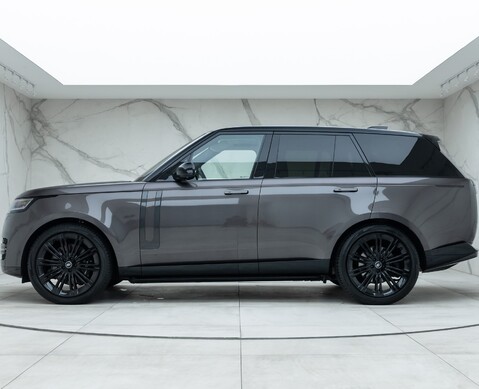 Land Rover Range Rover P530 FIRST EDITION