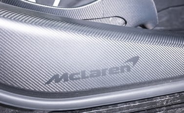 McLaren Senna 32