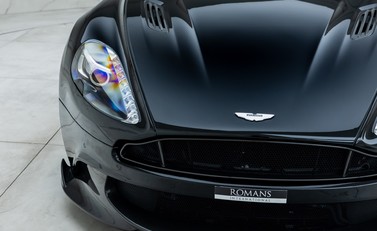 Aston Martin Vanquish S Ultimate 27