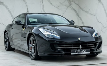 Ferrari GTC4 Lusso V12 8