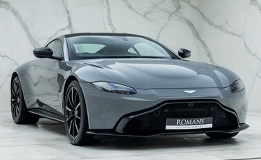 Aston Martin Vantage 6