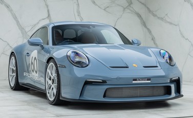 Porsche 911 S/T 6